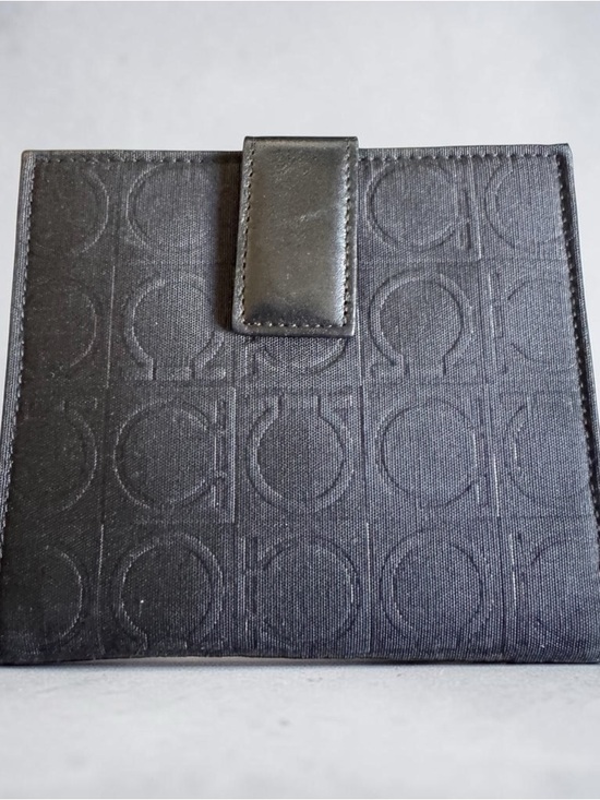 Salvatore Ferragamo Black Gancini Canvas & Leather Wallet - Picture 4 of 4